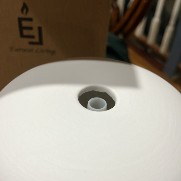 Diffuser - Picture 3 of 3